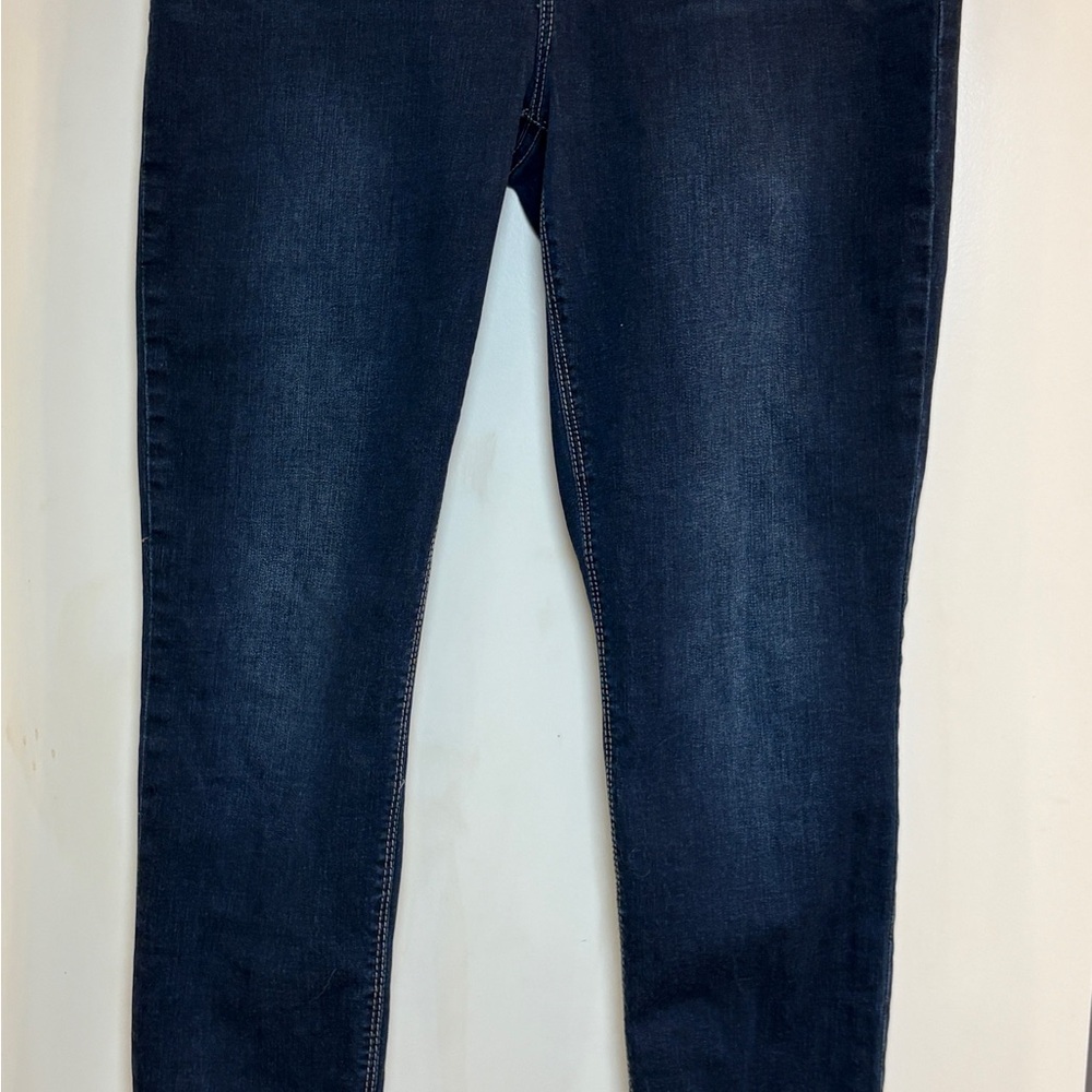 White House Black Market Dark Blue Comfortable Skinny Jeans